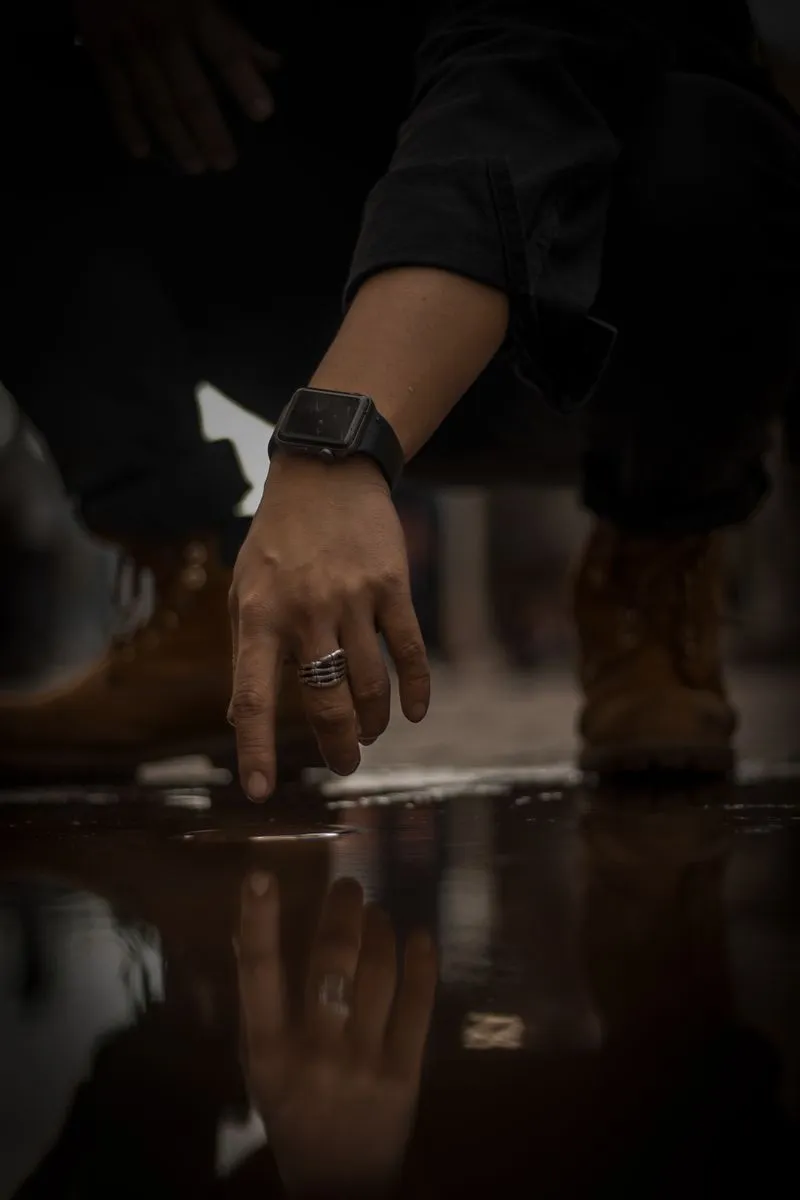 三星 Galaxy Watch 6 洩漏圖片：搭載旋轉式表圈的智慧手錶