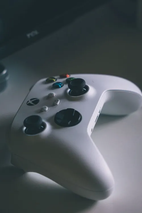 微軟新 Xbox 控制器借鑒了 Stadia、Steam 和索尼的重大創意