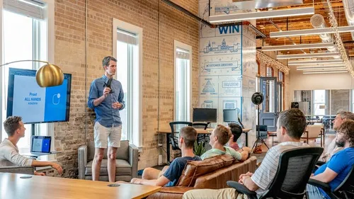 OpenAI 的創辦人 Sam Altman 放棄對於 Startup Fund 的控制權，解決不尋常的企業投資結構