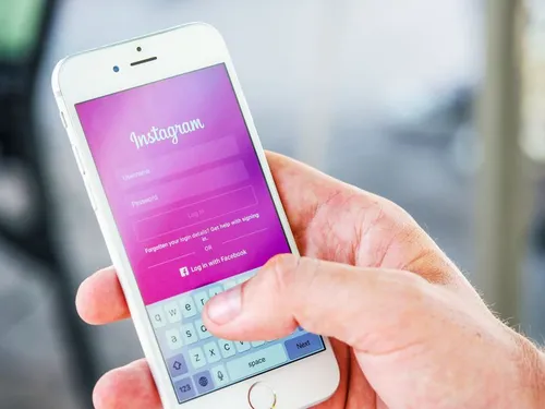 Instagram 推出「密友」功能，可在主要動態中使用