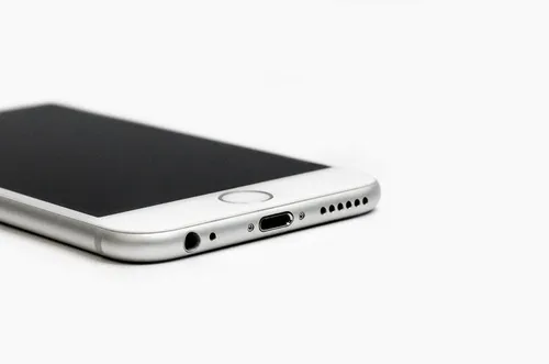 OnePlus Open 可摺疊手機預計下週抵達美國